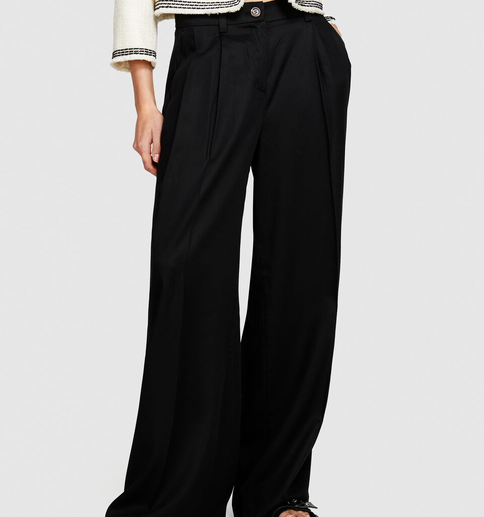 Low-waisted flare trousers - women's flared trousers - Black | Sisley image number 4